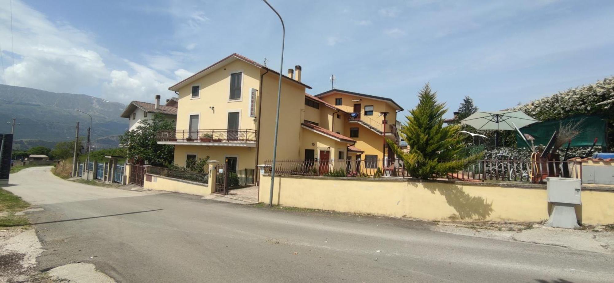 Complesso Turistico Aurora - Camere B&B Poggio Picenze Esterno foto