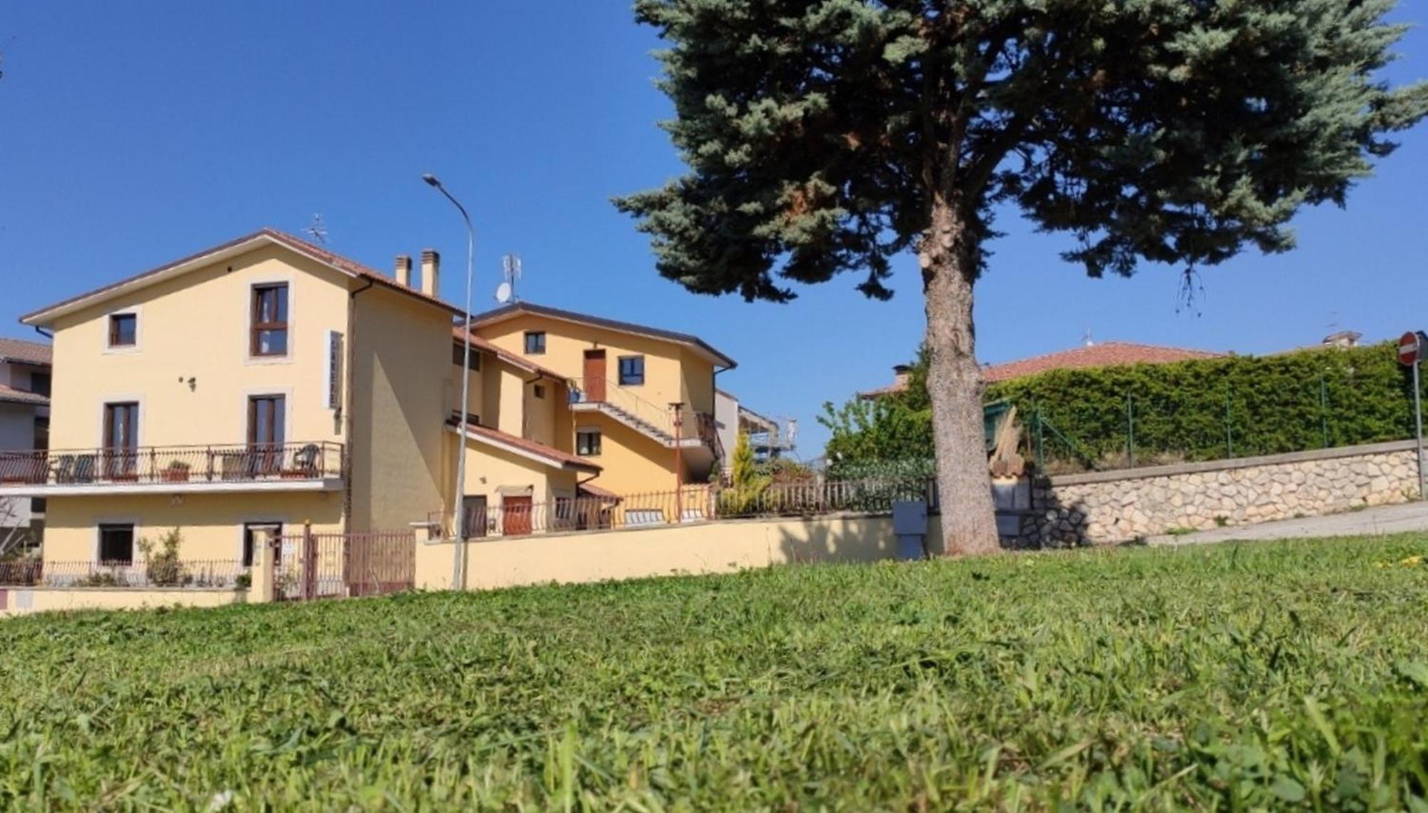 Complesso Turistico Aurora - Camere B&B Poggio Picenze Esterno foto