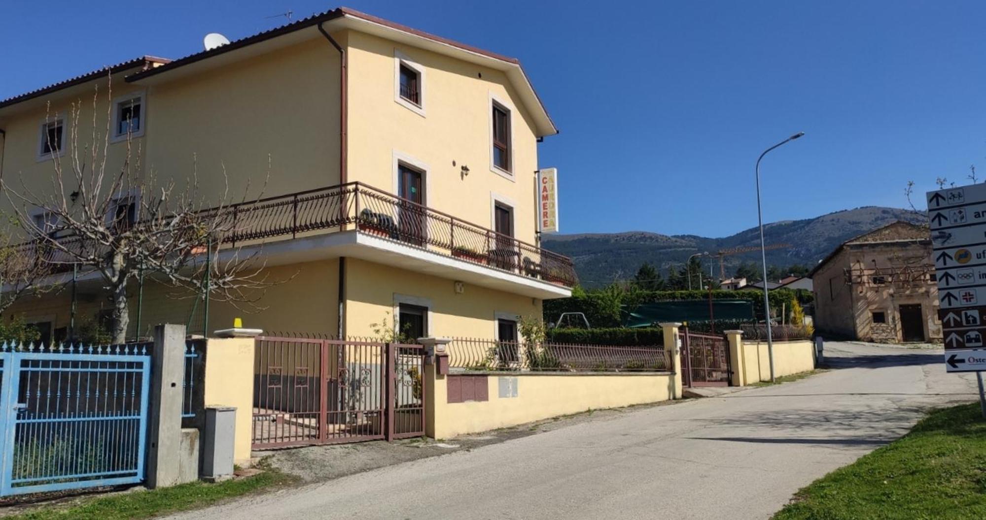 Complesso Turistico Aurora - Camere B&B Poggio Picenze Esterno foto