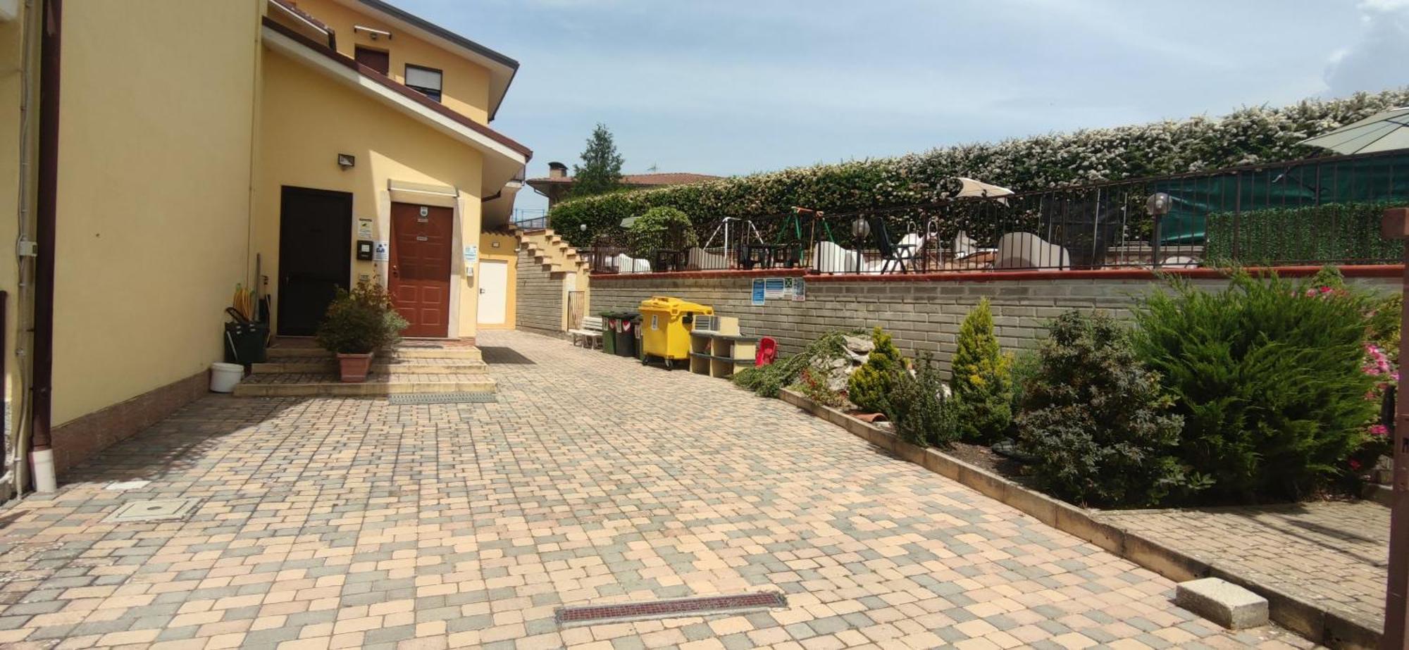 Complesso Turistico Aurora - Camere B&B Poggio Picenze Esterno foto